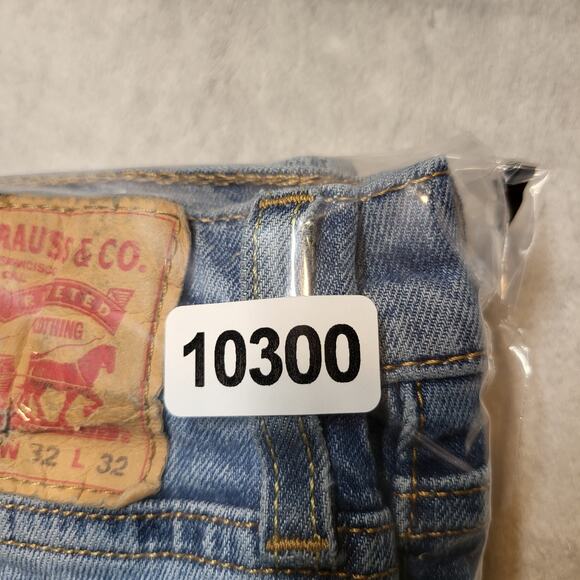 Levis 541 Jeans Mens 32x30 Blue Straight Leg Denim Distressed - Picture 10 of 10